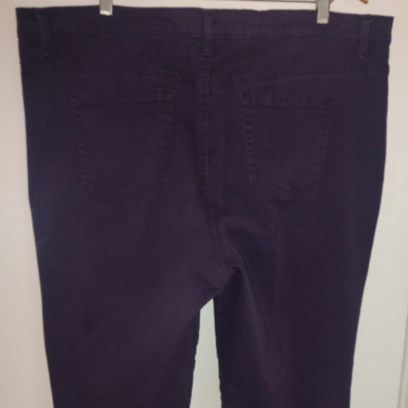 Gloria Vanderbilt Amanda 20W Plum Jeans - Picture 3 of 5
